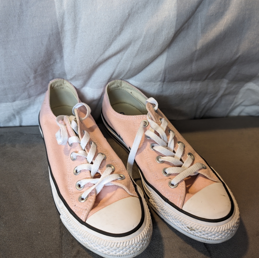 Low Top Converse